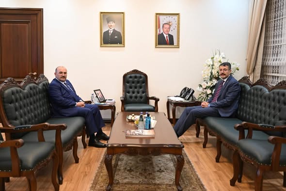 Balıkesir Valisi, İçişleri Bakan Yardımcıları ile Ankara'da Görüştü