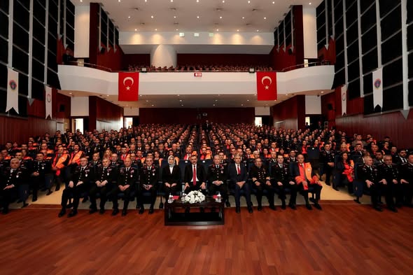 Bakan Çiftçi'den Jandarma Akademisi'nde Gençlere: İşimizi Aşkla Yapmalıyız