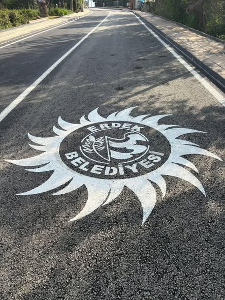 Erdek'de Asfalt Seferberliği: Halitpaşa Mahallesi'nde Yol Çalışması