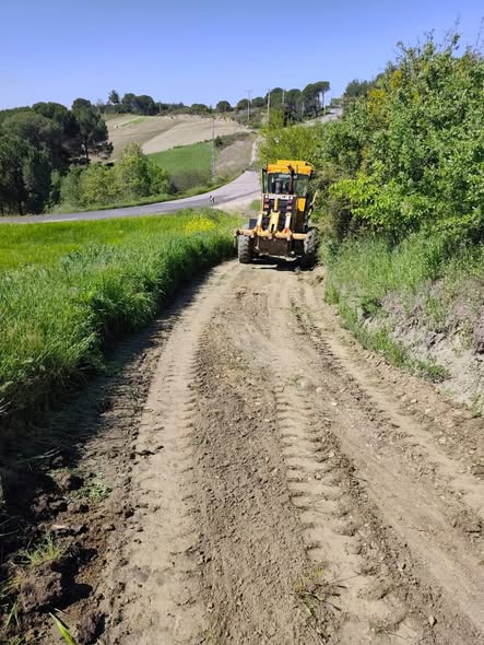 Gördes Yol Çalışması: 18.800 Metrelik Yol Seferberliği