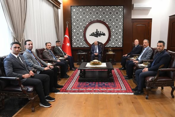 Şanlıurfa Gençlik ve Spor İl Müdürü Balıkesir Valisi'ni Ziyaret Etti