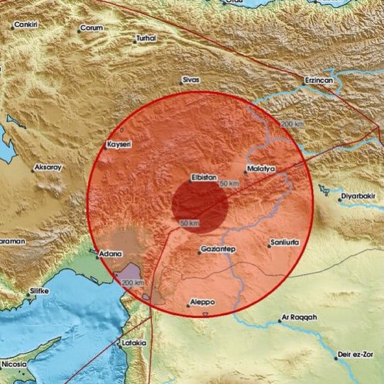 Ayvalık Belediyesi'nden Malatya Depremi İçin Geçmiş Olsun Mesajı