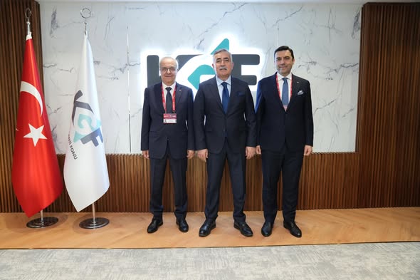 Balıkesir'den İş Dünyası Heyeti KGF Başkanı Özegen'i Ziyaret Etti