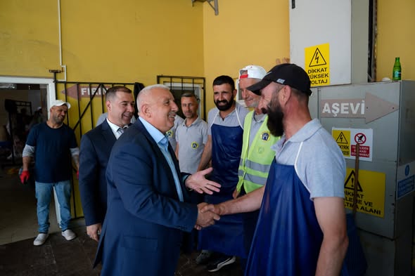 Tavşanlı Aşevi'nde Yoğun Mesai: Bağışlar ve Dayanışma Ruhu