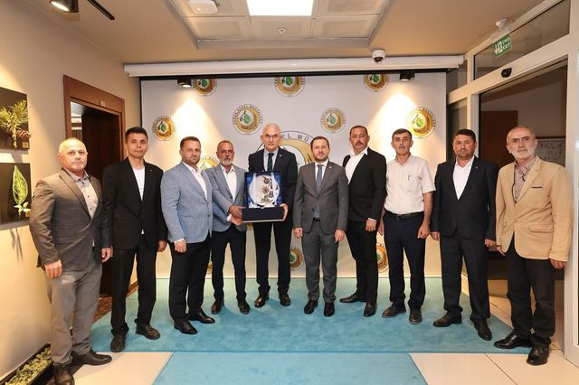 AK Parti Milletvekili Ahmet Kılıç, Bursa Bölge Ormancılık Kooperatifleri Birliği İle Bir Araya Geldi