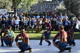 Alaçatı Atatürk Parkı'nda Tören Düzenlendi