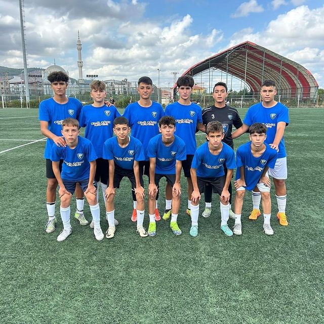 Karacabey Belediye Spor U15 Takımı, Somaspor’u 6-4 Geçti