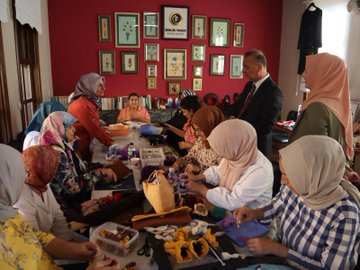 Irgandı Köprüsü'nde Keçe Aksesuarları Kursu Başladı