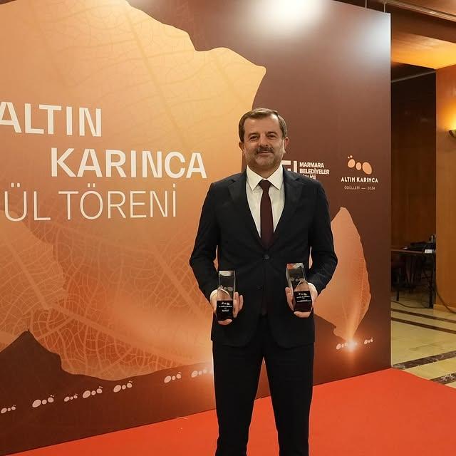 Gürsu, ödül sevinci yaşıyor!