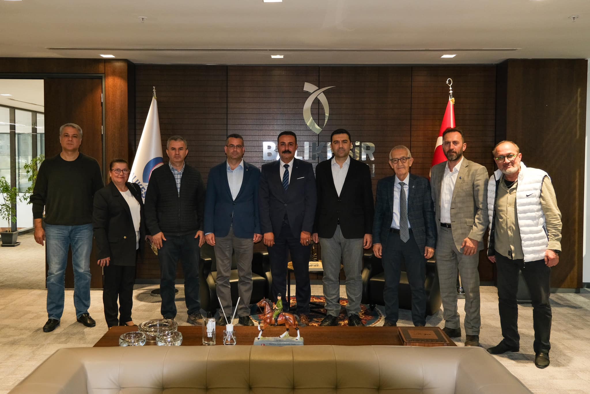 Balıkesir Ticaret Odası'na Deva Partisi'nden Ziyaret
