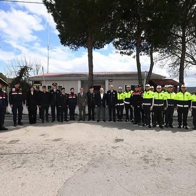 Vali Ustaoğlu, Balıkesir-İzmir Karayolunda Emniyet Personelini Ziyaret Etti