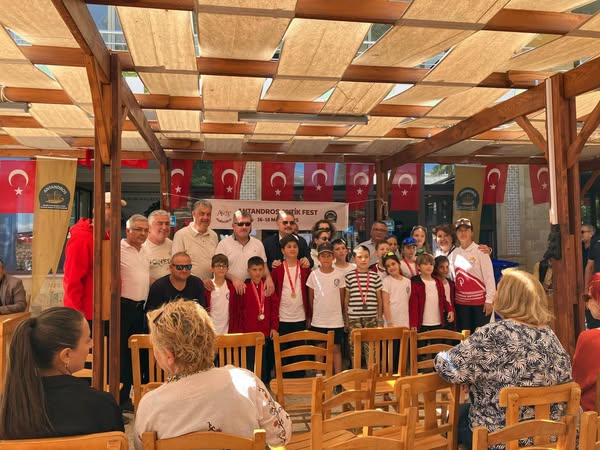 Antandros Antik Fest'te Yelken ve Sörf Yarışmalarının Kazananları Belirlendi