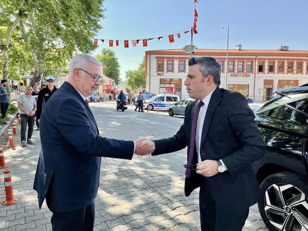 Bayramiç'te 19 Mayıs Atatürk'ü Anma, Gençlik ve Spor Bayramı Coşkuyla Kutlandı