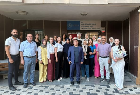 Balıkesir Üniversitesi'nde Yunus Emre Enstitüsü Türkçe Yaz Okulu Başarıyla Tamamlandı