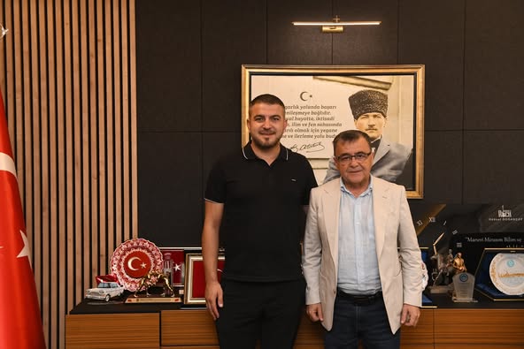 Balıkesir'de Adige Çerkes Kültür Derneği, Belediye Başkanı Şehirli'yi Ziyaret Etti