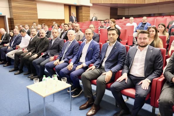 Balıkesir'de TOBB Genç Girişimciler Marmara Bölge Toplantısı Düzenlendi