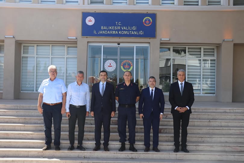 Balıkesir Ticaret Odası Heyeti, İl Jandarma Komutanı Albay Murat Özer'i Ziyaret Etti