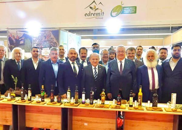 Edremit Belediyesi, Van Gurme ve Gastronomi Fuarı'nda Zeytinin ve Zeytinyağının Büyülü Lezzetini Tanıttı
