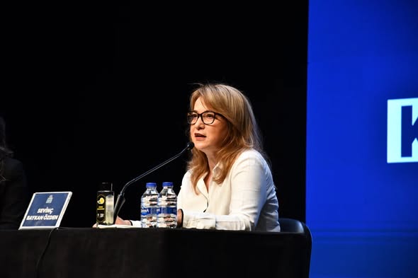 Balıkesir'de Kent Konseyleri ve Katılımcı Demokrasi Masaya Yatırıldı