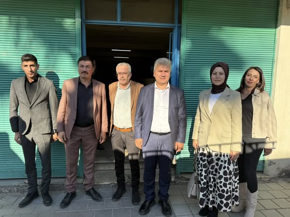 AK Partili İsimlerden İş Yeri Ziyareti: Yeni Açılan İş Yerinde Buluşma