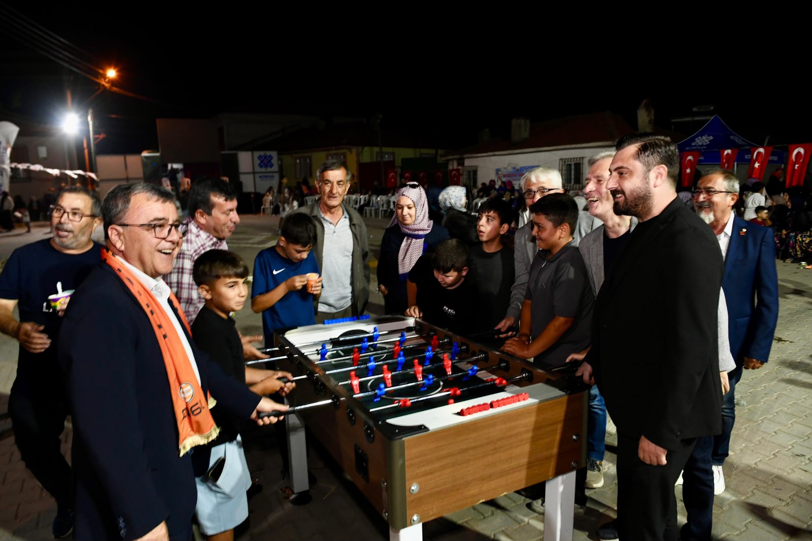 ALTIEYLÜL’DE YAZ COŞKUSUNUN İKİNCİ DURAĞI YAKUPKÖY OLDU